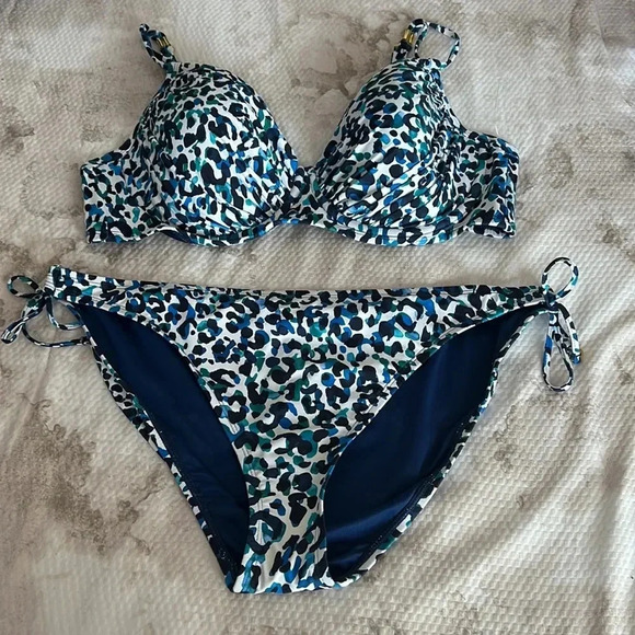 Bleu Rod Beattie Girls Gone Wild Over The Shoulder Underwire Top Size 38DD - Picture 6 of 9